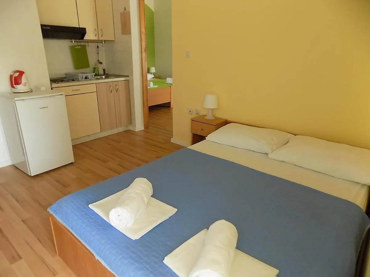 Villa Galeb Pag - At The Main Beach Pag Town 2*,