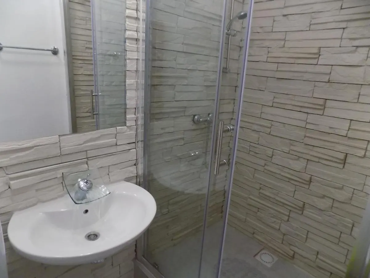 Guest house Villa Galeb Pag - At The Main Beach Pag Town
