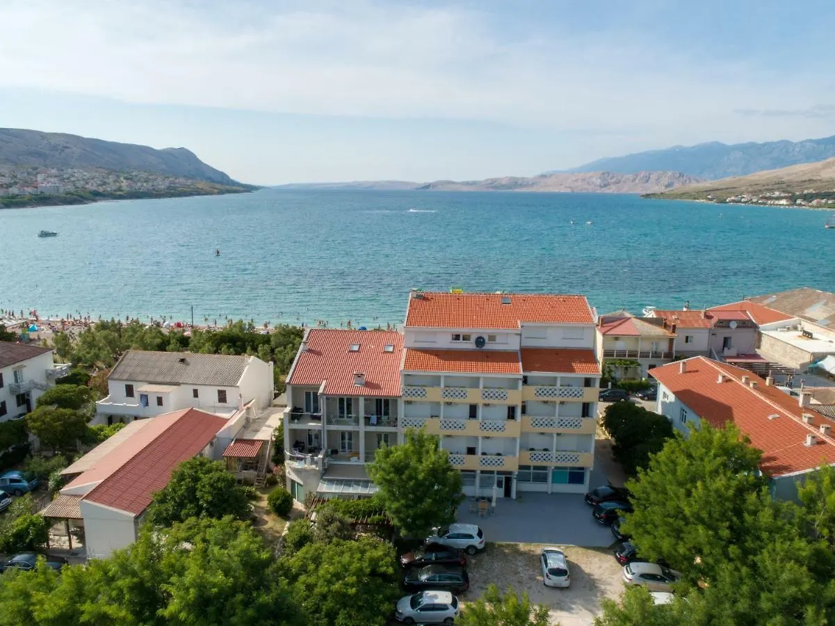 Villa Galeb Pag - At The Main Beach Pag Town Guest house