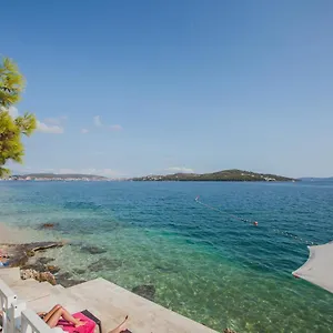 Happy Camp Mobile Homes In Amadria Park Trogir Chorwacja